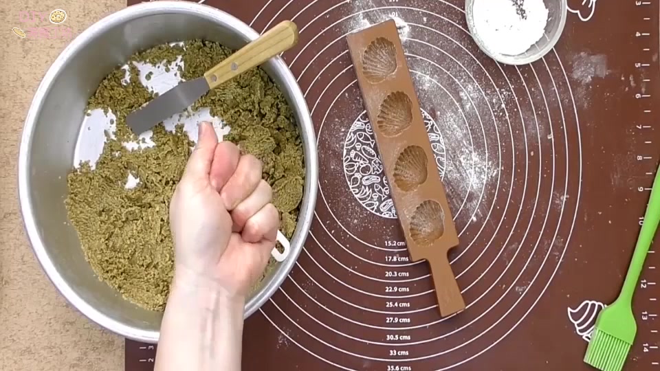 绿豆饼烘焙方法,绿豆饼板栗饼烘焙教学