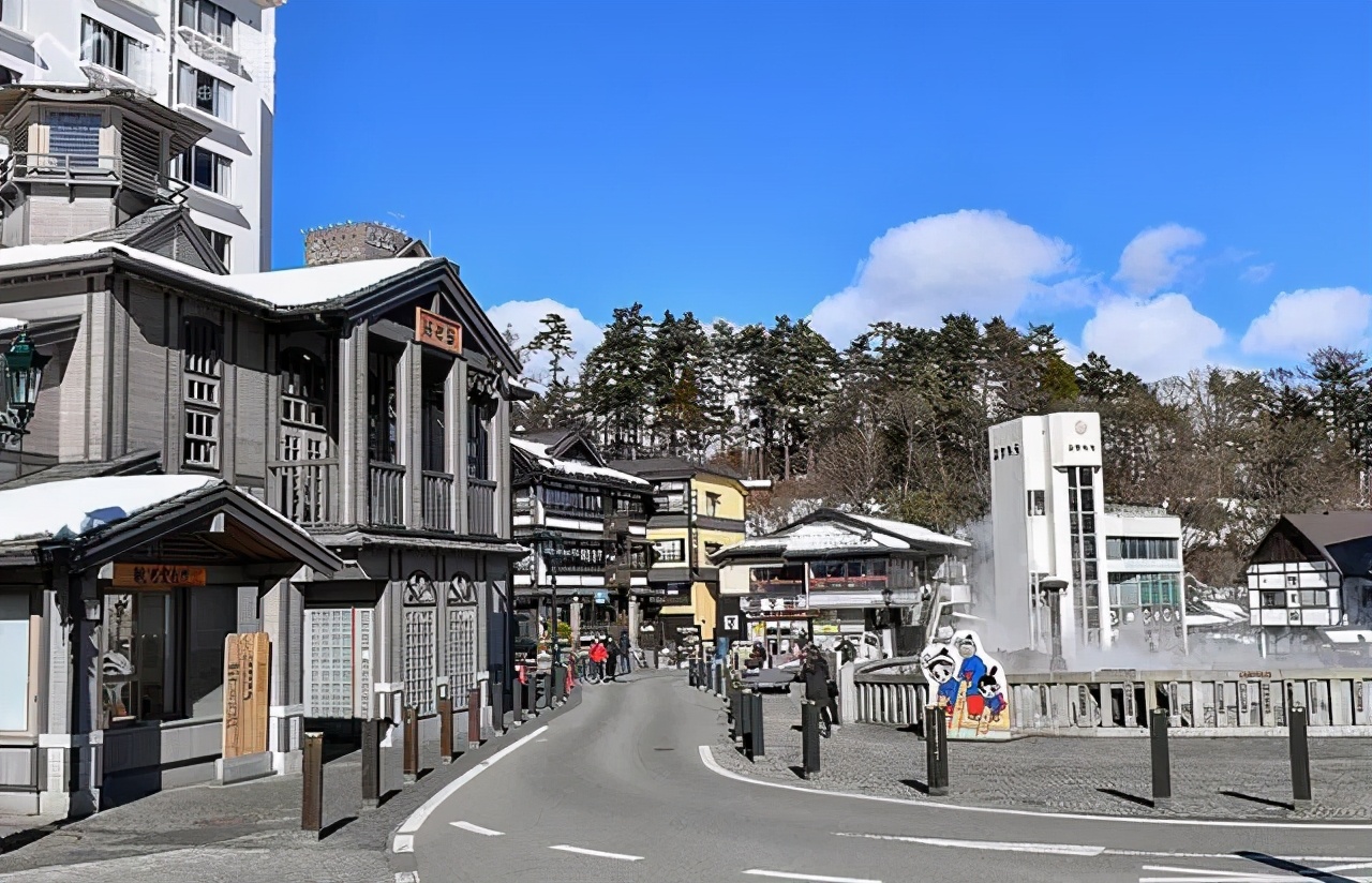 连云港温泉和日本温泉,这里的温泉美如画