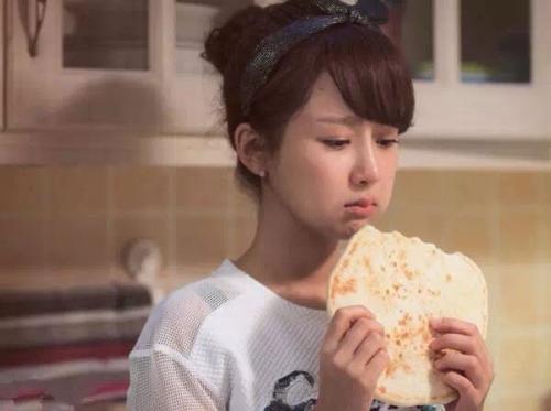 欢乐颂邱莹莹哭了白主管,欢乐颂邱莹莹碰瓷谢童