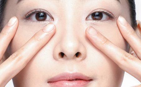 每天睡够8小时怎么还是有黑眼圈,每天睡几个小时能没有黑眼圈