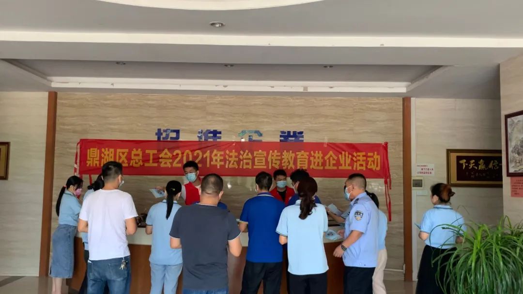 基层普法助力法治建设,基层普法与依法治理