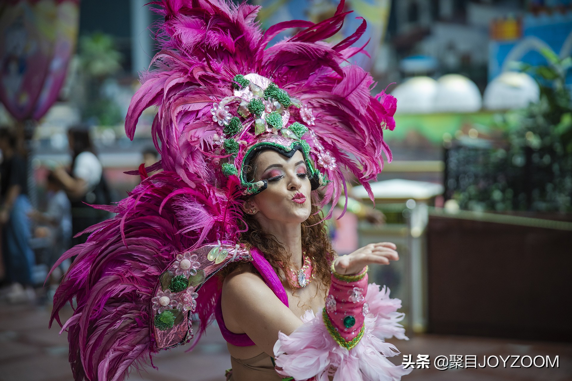 佳能28-70f2.8一代镜头值得购买吗,佳能rf28-70mmf2镜头测评