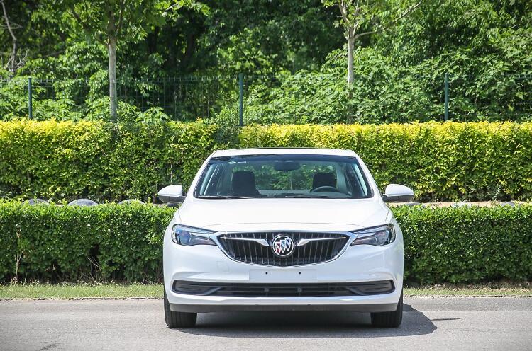 别克英朗怎么样四缸值不值得购买,别克英朗2017年度销量多少台