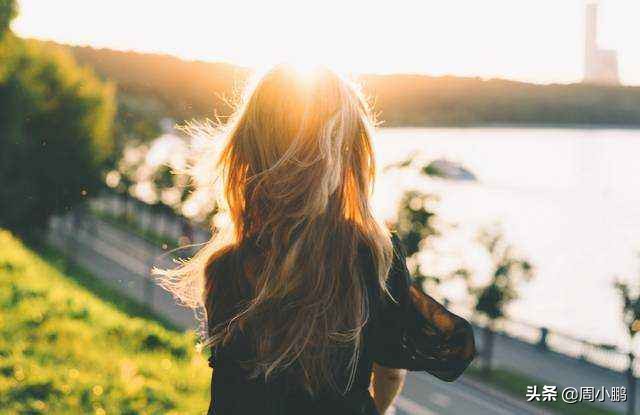 患了抑郁症的人要怎样面对生活,抑郁症表现和如何对待抑郁症