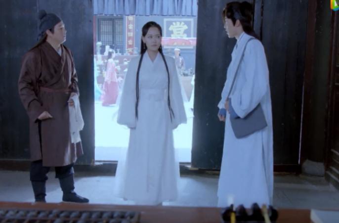 呕了……看完这部《新白蛇传》,我想向“四千年美女”道歉