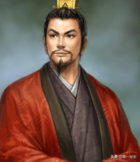 刘备是如何一步步从一个平民成为一代枭雄的？