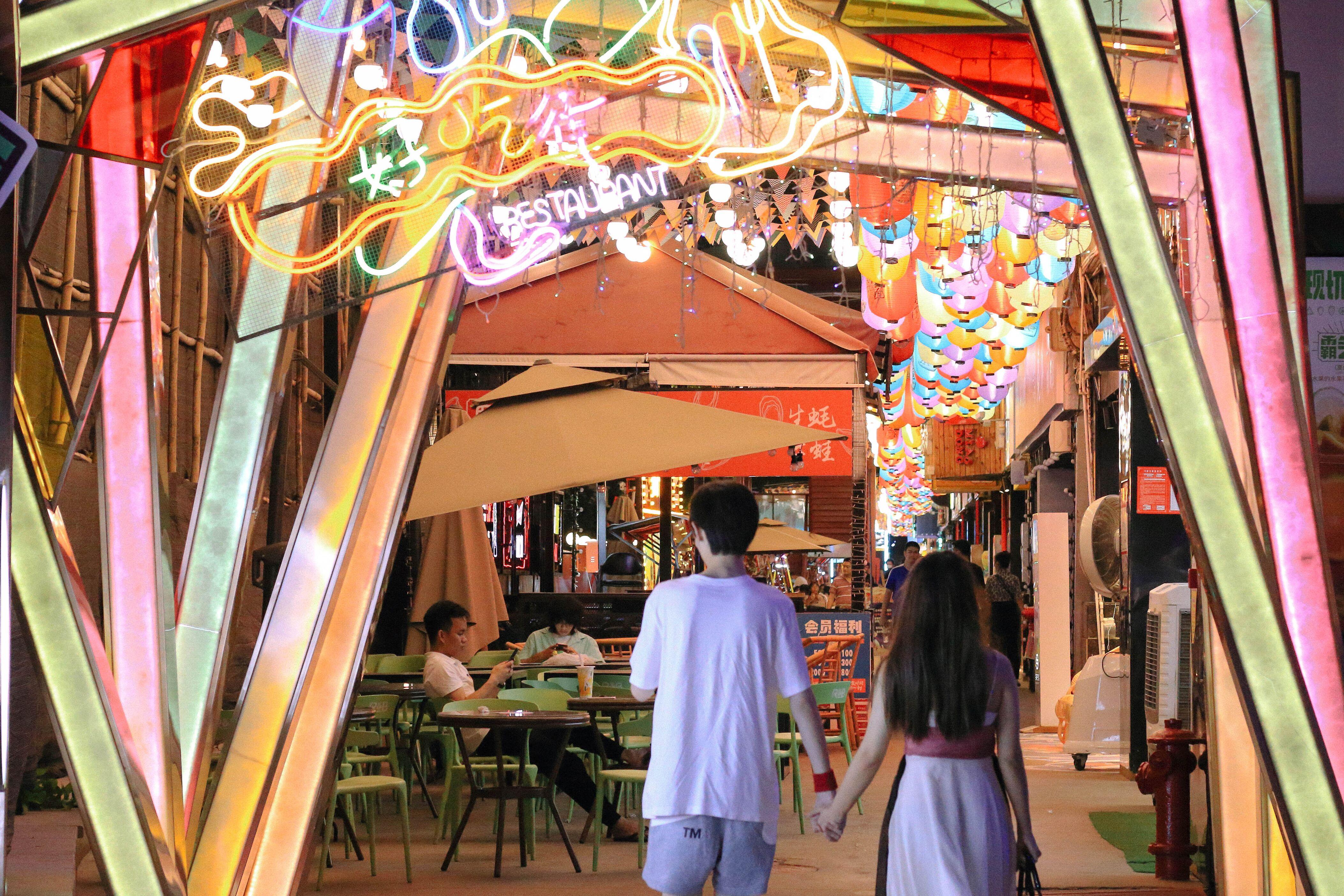 摊主招募ing！0元做摊主，超低成本创业，上邦夜市等的就是你