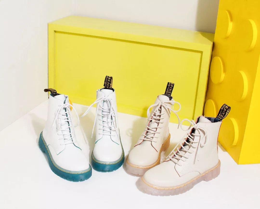 全网卖得最好的马丁靴,最好看的马丁靴价格