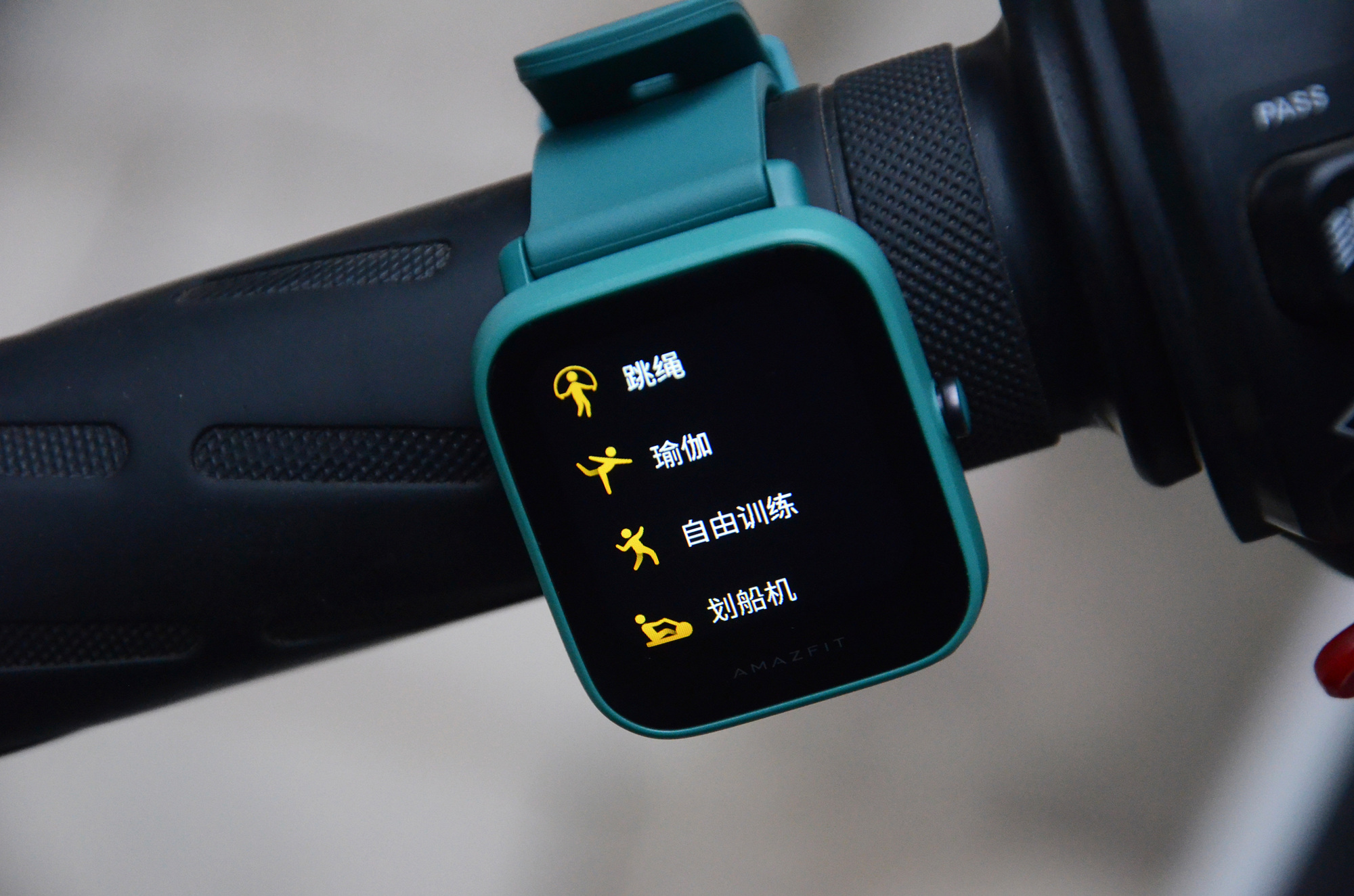 华米amazfitpop好用的表盘,华米amazfitpop跑步测评