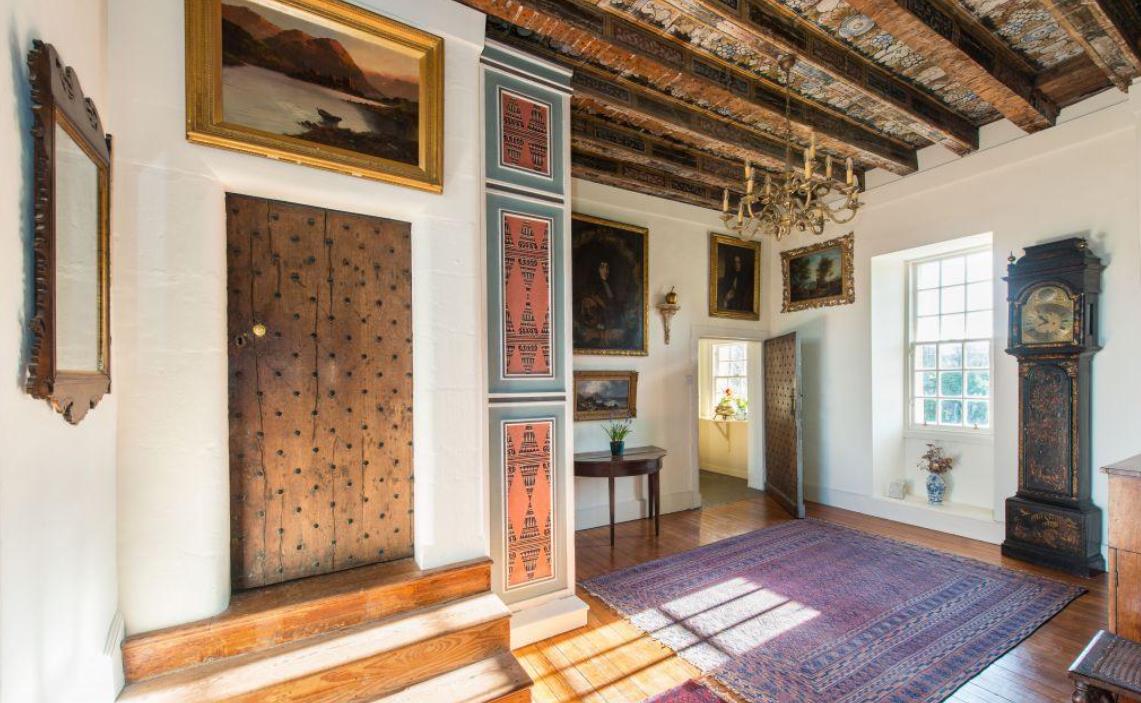 在英国100人民币能买到什么,100万英镑在英国能买什么房子