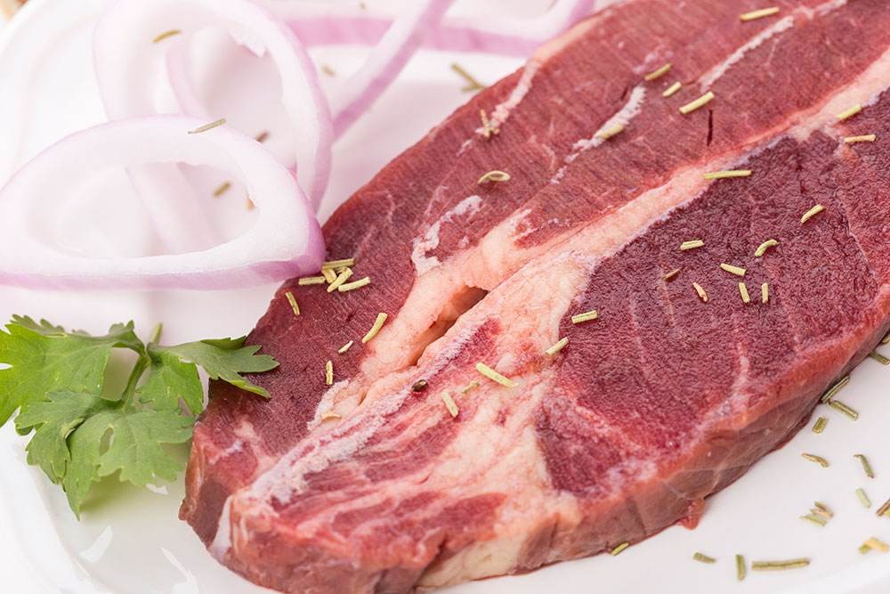 成年猫咪挑食不吃猫粮怎么纠正,猫咪挑食不吃猫粮怎么纠正呢