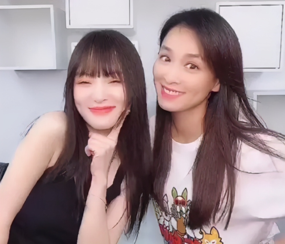 富婆张庭的迷惑行为：身家300亿，日花费不到10元？