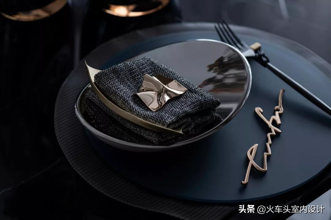 意式顶级轻奢风样板房,意式轻奢样板间