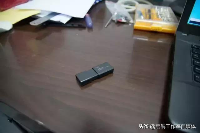 笔记本自己加装固态内存条教程,老笔记本更换内存条和固态硬盘后