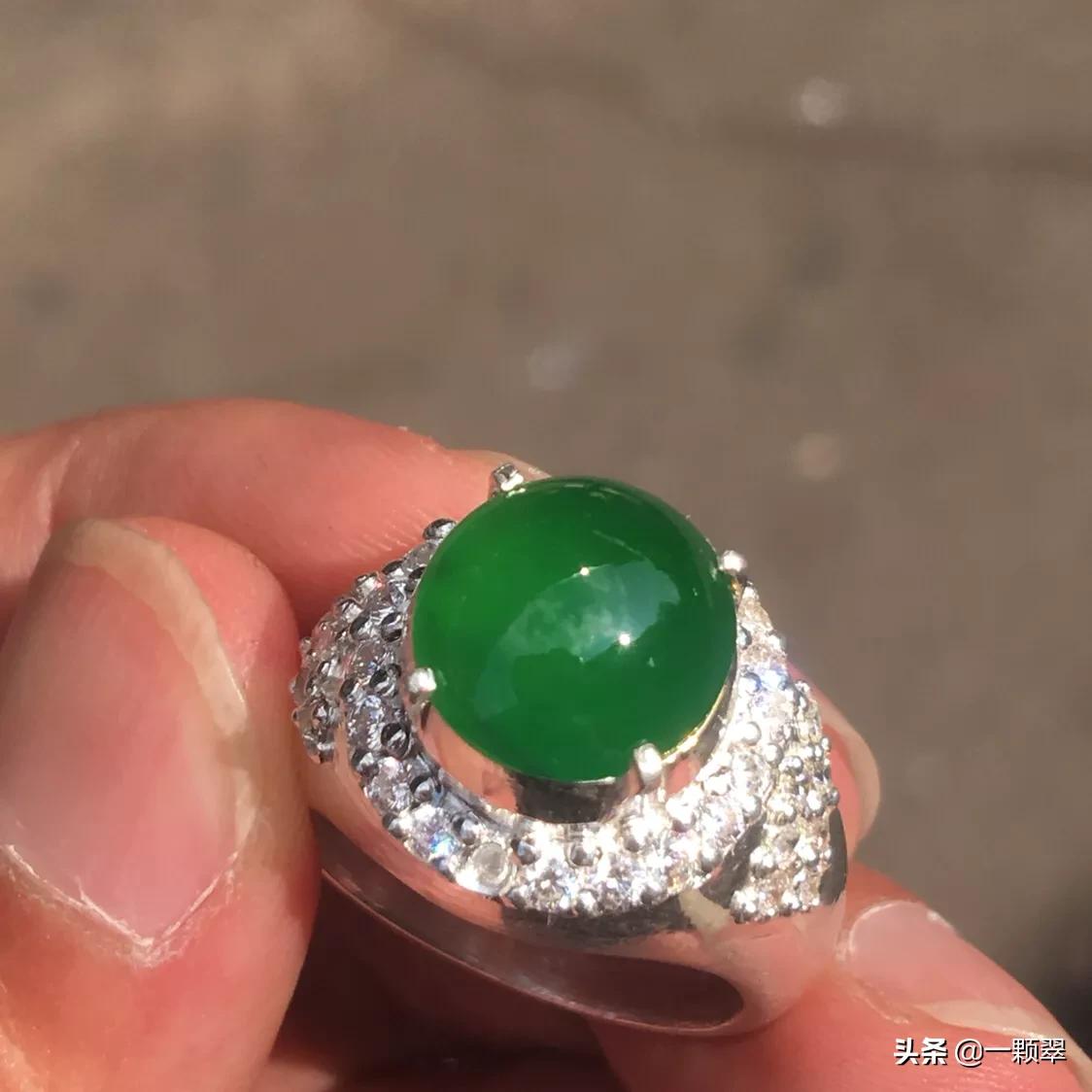 缅甸3500万翡翠戒面,缅甸边境戒面捡漏