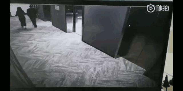 疑似刘强东案新视频,刘强东案监控现场