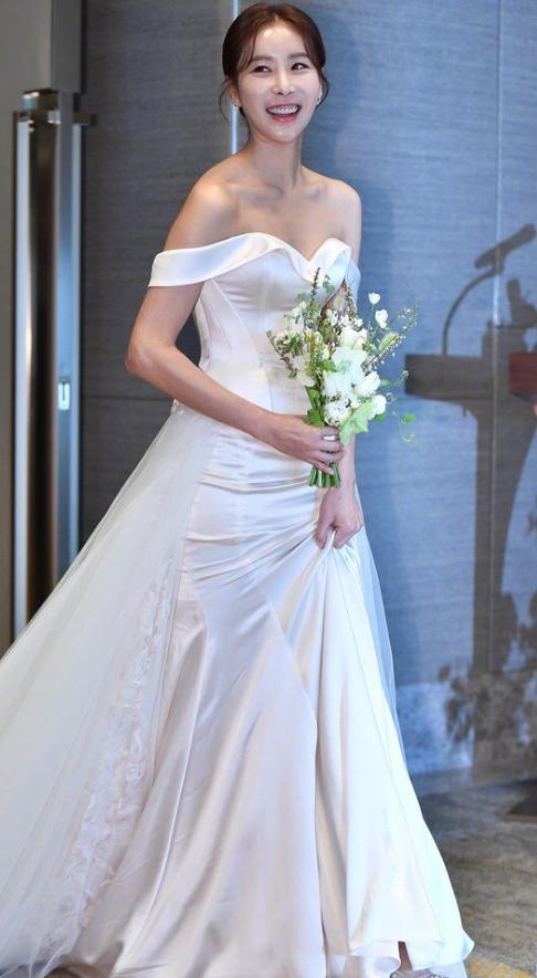 浪漫满屋女2号片段,浪漫满屋女二电视剧