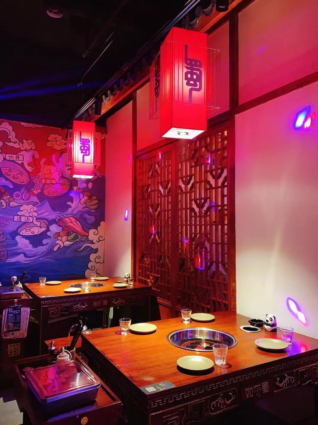 藏在火锅店里的最强演艺,吃着火锅听着歌,长春这家店真是嗨爆了