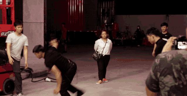 学武术基本功最佳方法,学武术要训练哪些动作视频