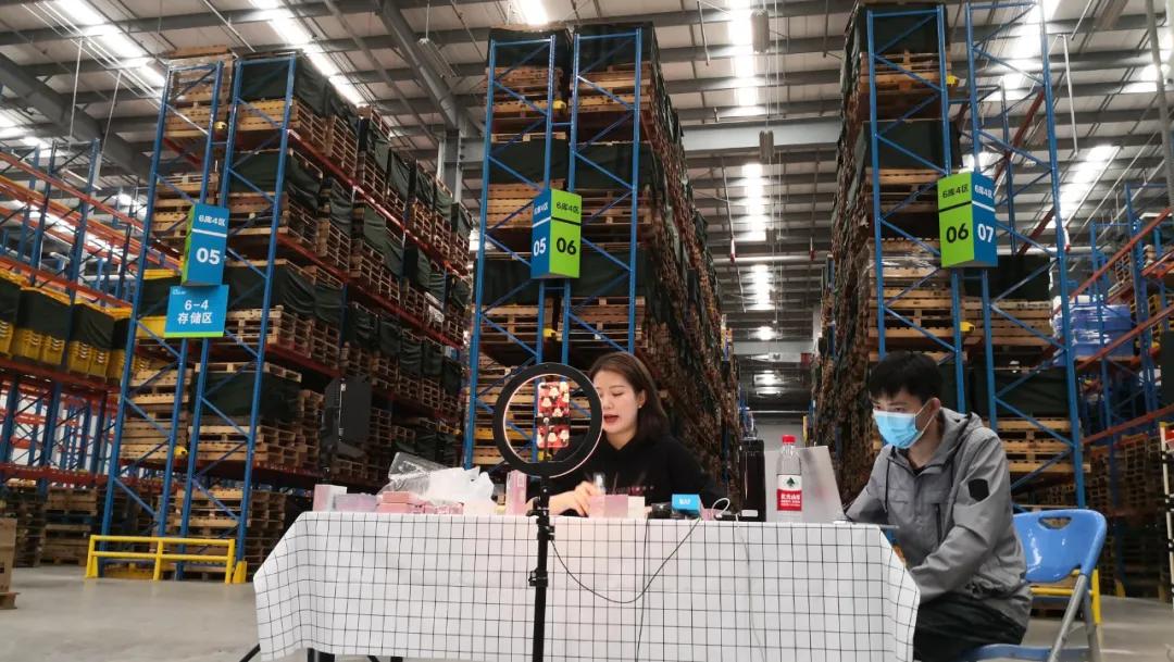 快手跨境电商,跨境电商和快手哪个好做