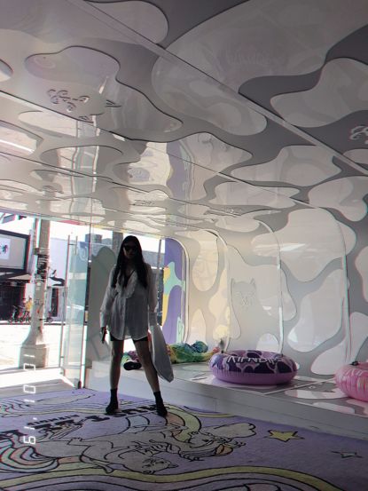 假期撒手没的戏精同事们，竟然在我挤春运的时候吹海风？？（下）