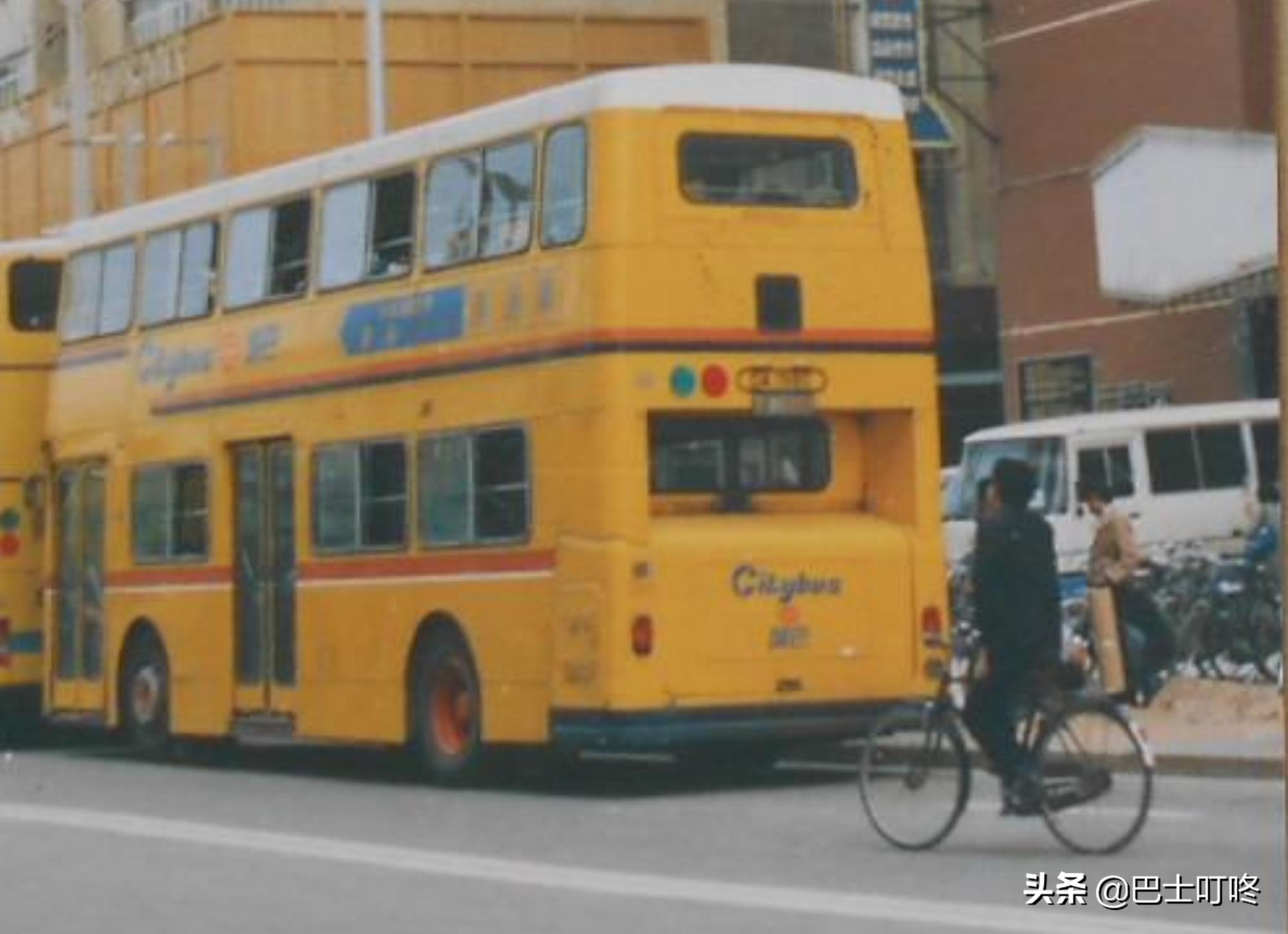 武汉双层巴士历史,武汉大批量购买双层巴士