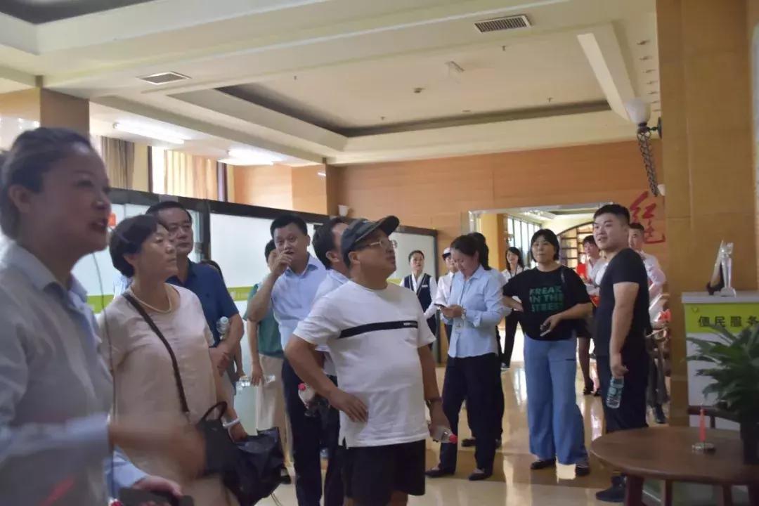 鉴证品质体验美好|商丘业主代表来汴参观开元物业项目