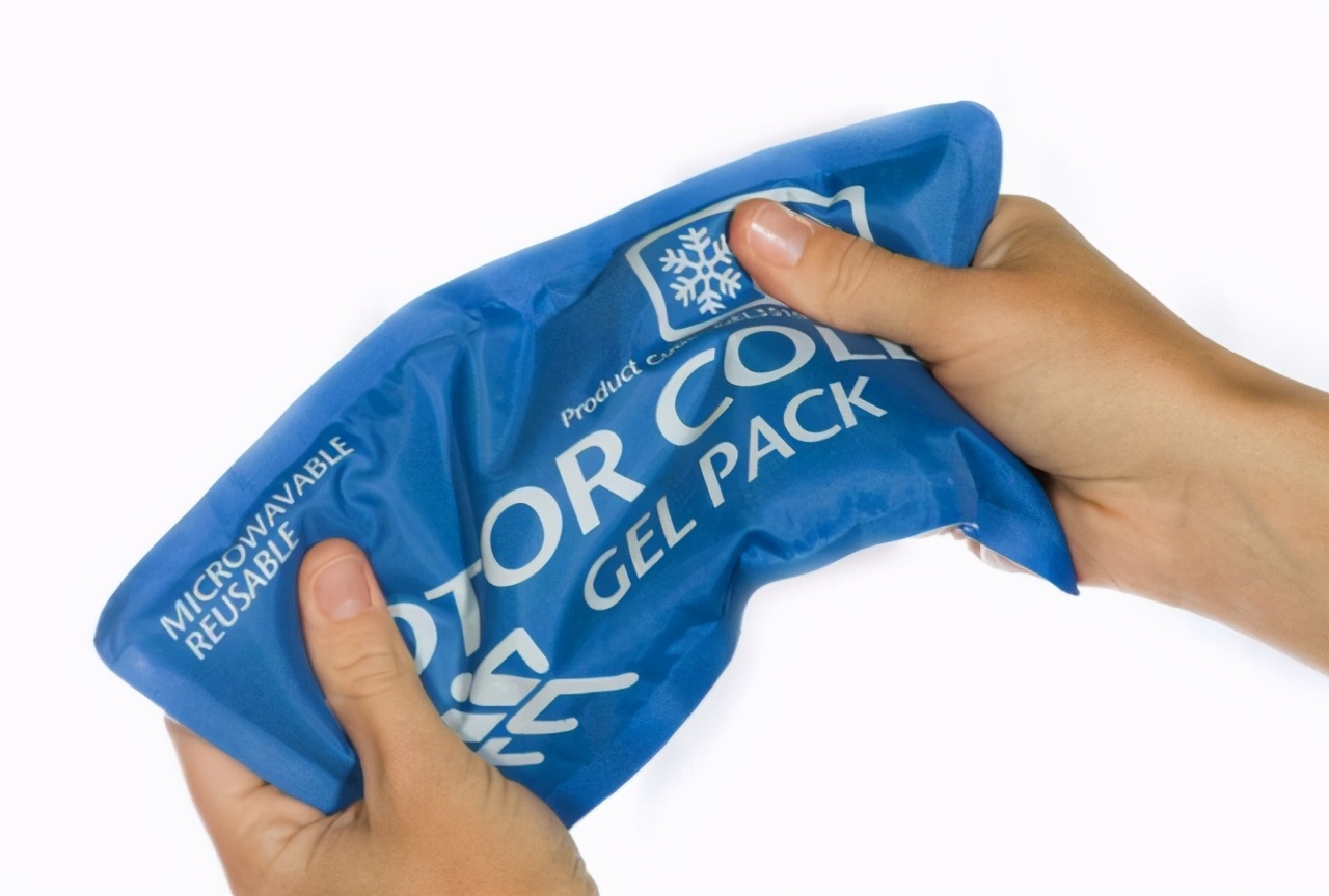 长牙如何缓解母乳喂养的疼痛,宝宝长牙了母乳要补充什么