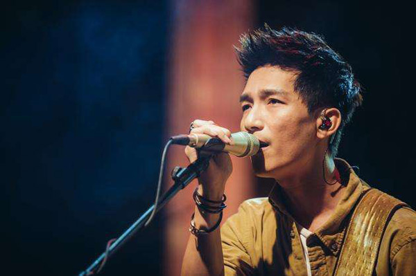 陈楚生上了几天热搜了,陈楚生近况