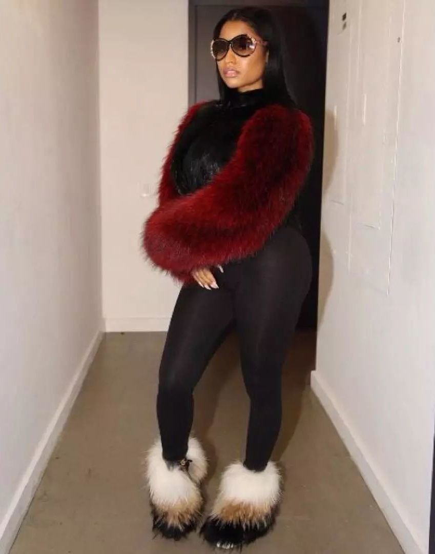 不止一面的毛毛鞋就该这么穿 (入手一双好看又百搭毛毛鞋)