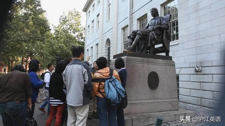 美国特色旅游景点口香糖墙,世上最恶心的景点墙上全是口香糖