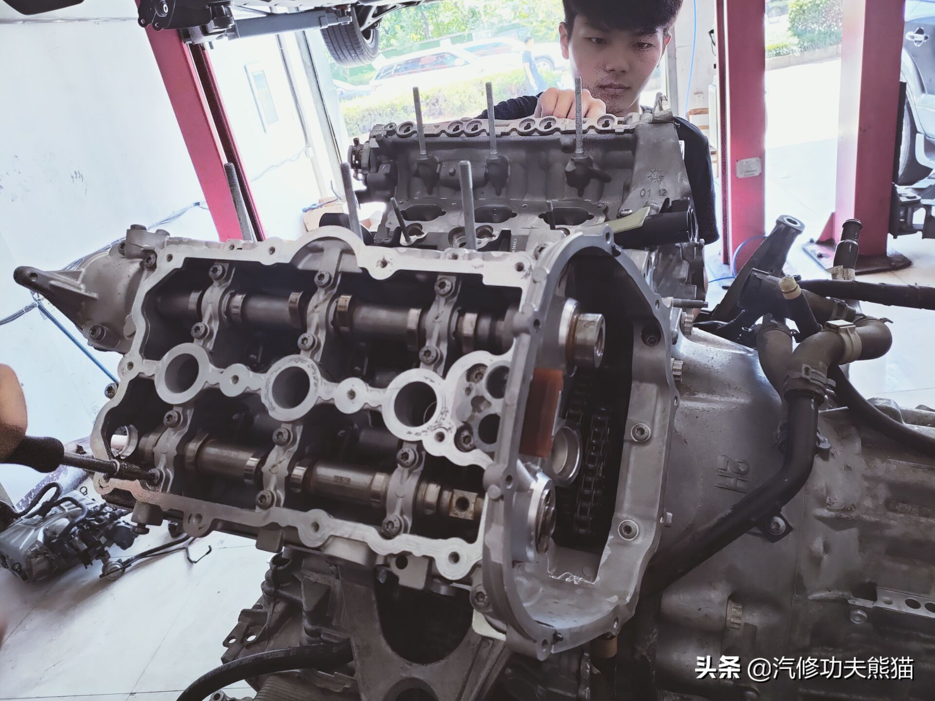 新款大众途锐烧机油吗,百万豪车为什么还烧机油