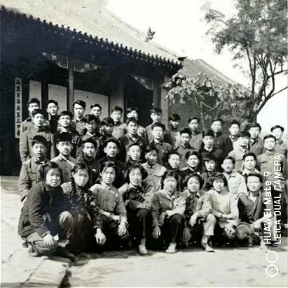 老照片同学集体合影,老学校合影