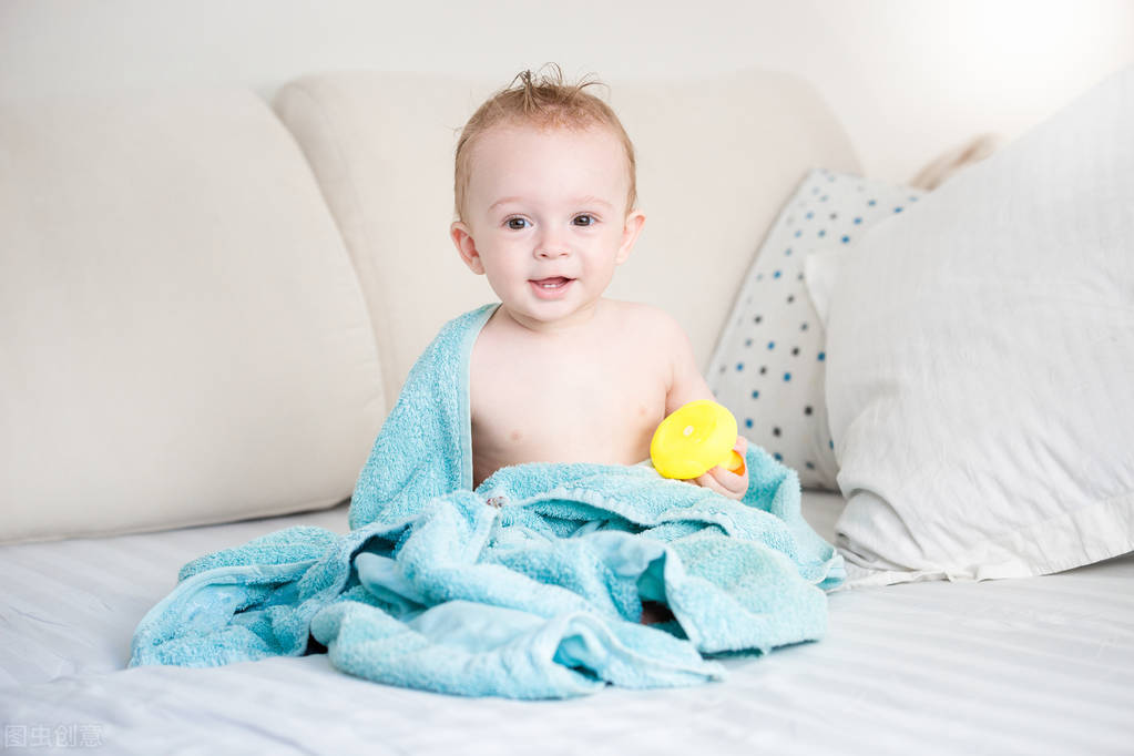 夏天宝宝得了痱子怎么办,宝宝夏天起痱子试试这4种方法