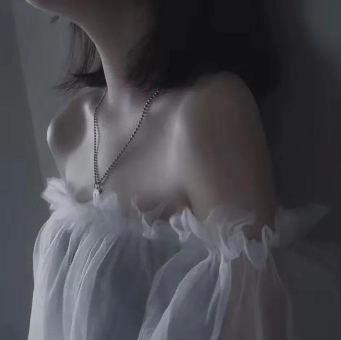 一家中古奢侈店的声色世界,一家中古奢侈品店里的人生17集