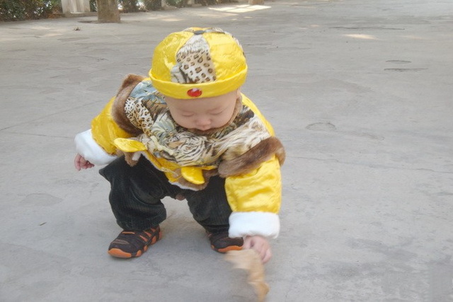 小孩捡废品真的有意义吗,孩子捡废品