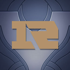 lol进去买的第一件装备会卡一下,lol新版战队图标