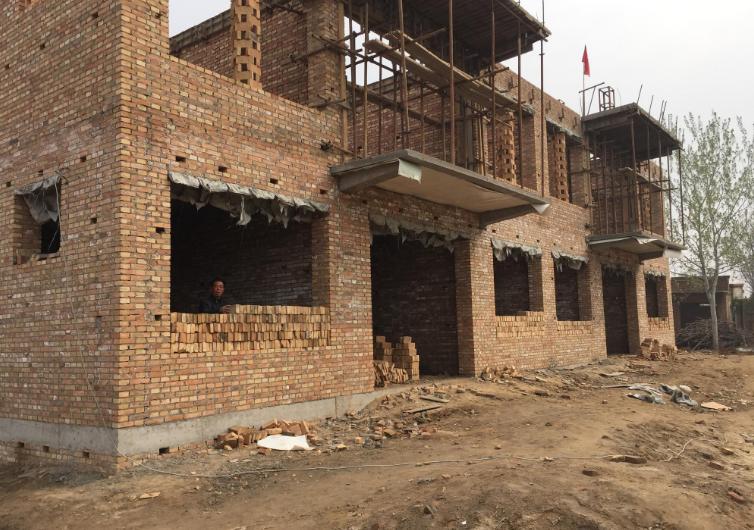 农村盖房子预制板好还是现浇好,农村建房现浇楼板有几种方法