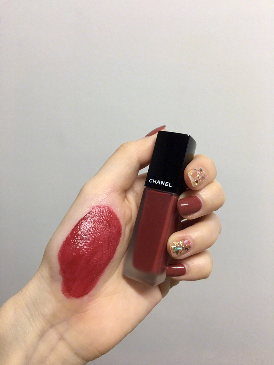 种草大牌口红色,口红种草显白