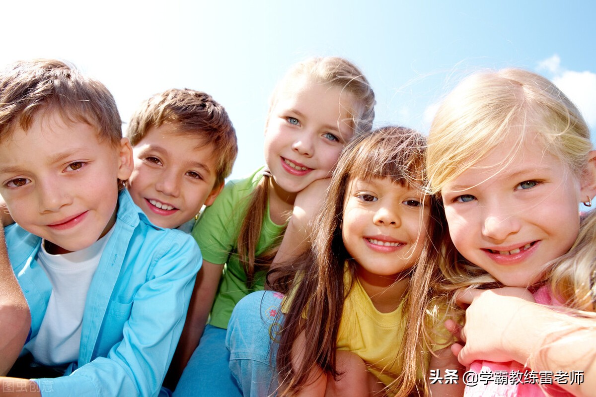 雷老师的小孩子,雷老师帮孩子学习