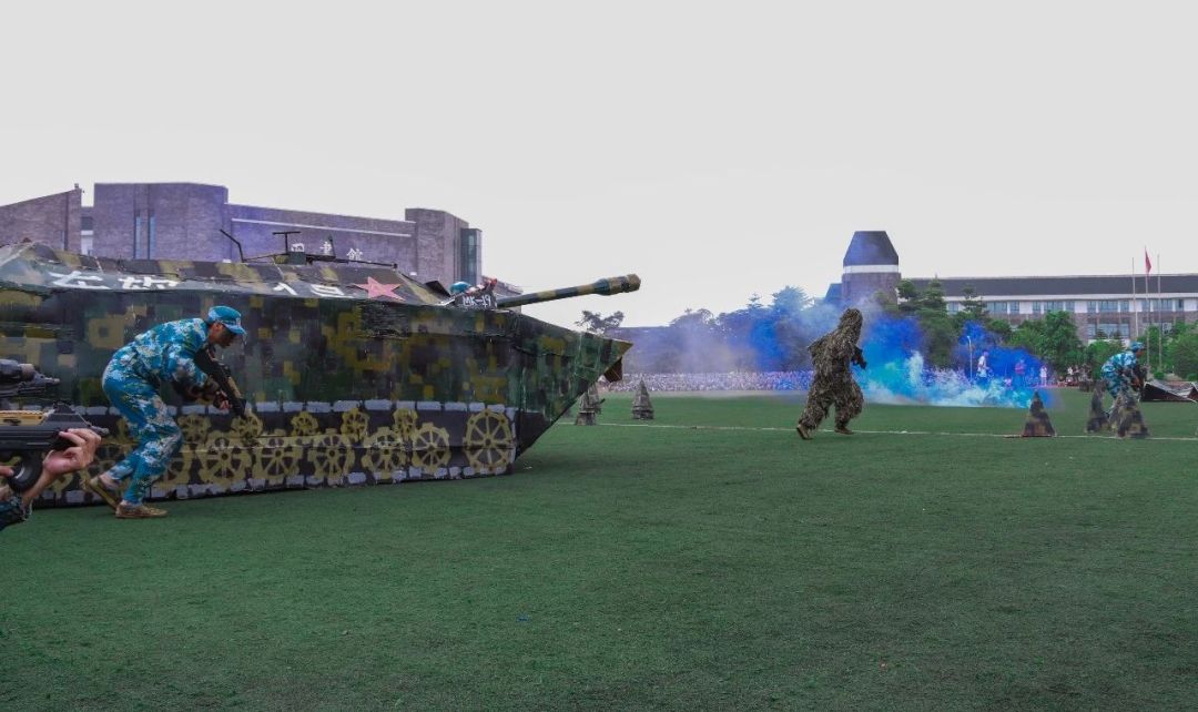 真人cs穿越到真实战场,真人cs镭战军训