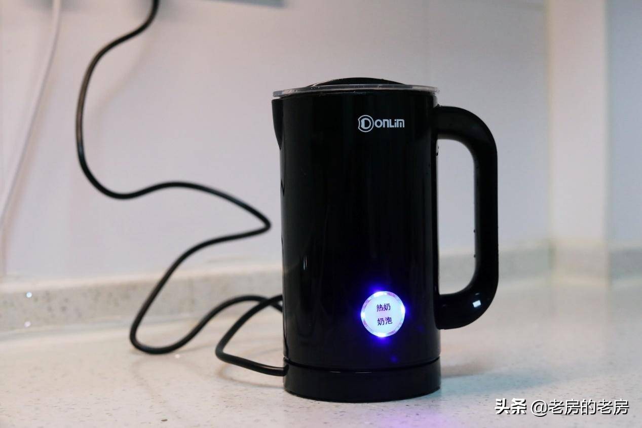 在家喝卡布奇诺,你需要一台什么样的咖啡奶泡机?