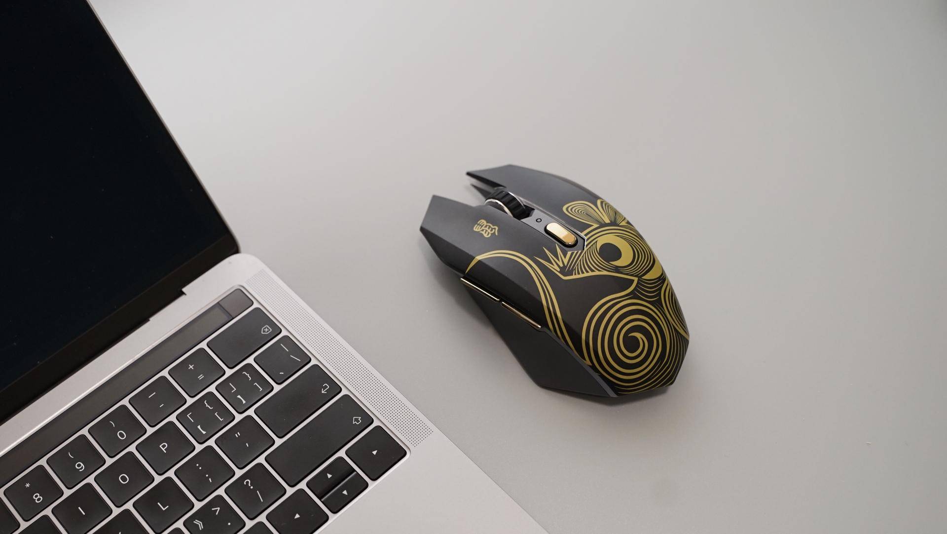 达尔优em910牧马人游戏鼠标怎么样,达尔优牧马人镜面版白色鼠标