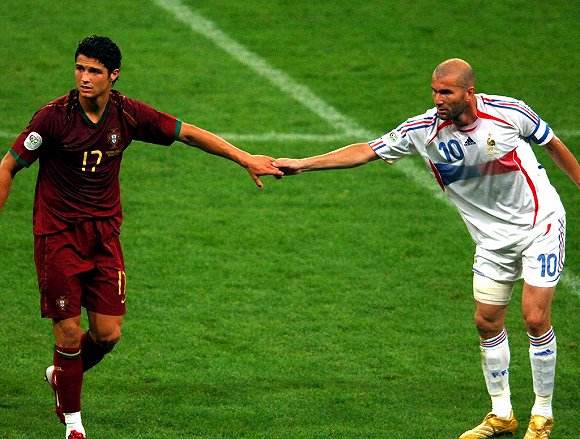 c罗为什么不会过人,有些人说c罗没有欧冠mvp