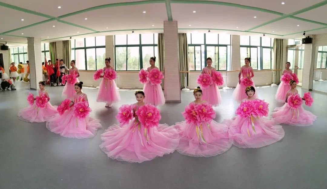 羊山外国语中学2024年招生时间,羊山外国语中学招生热线