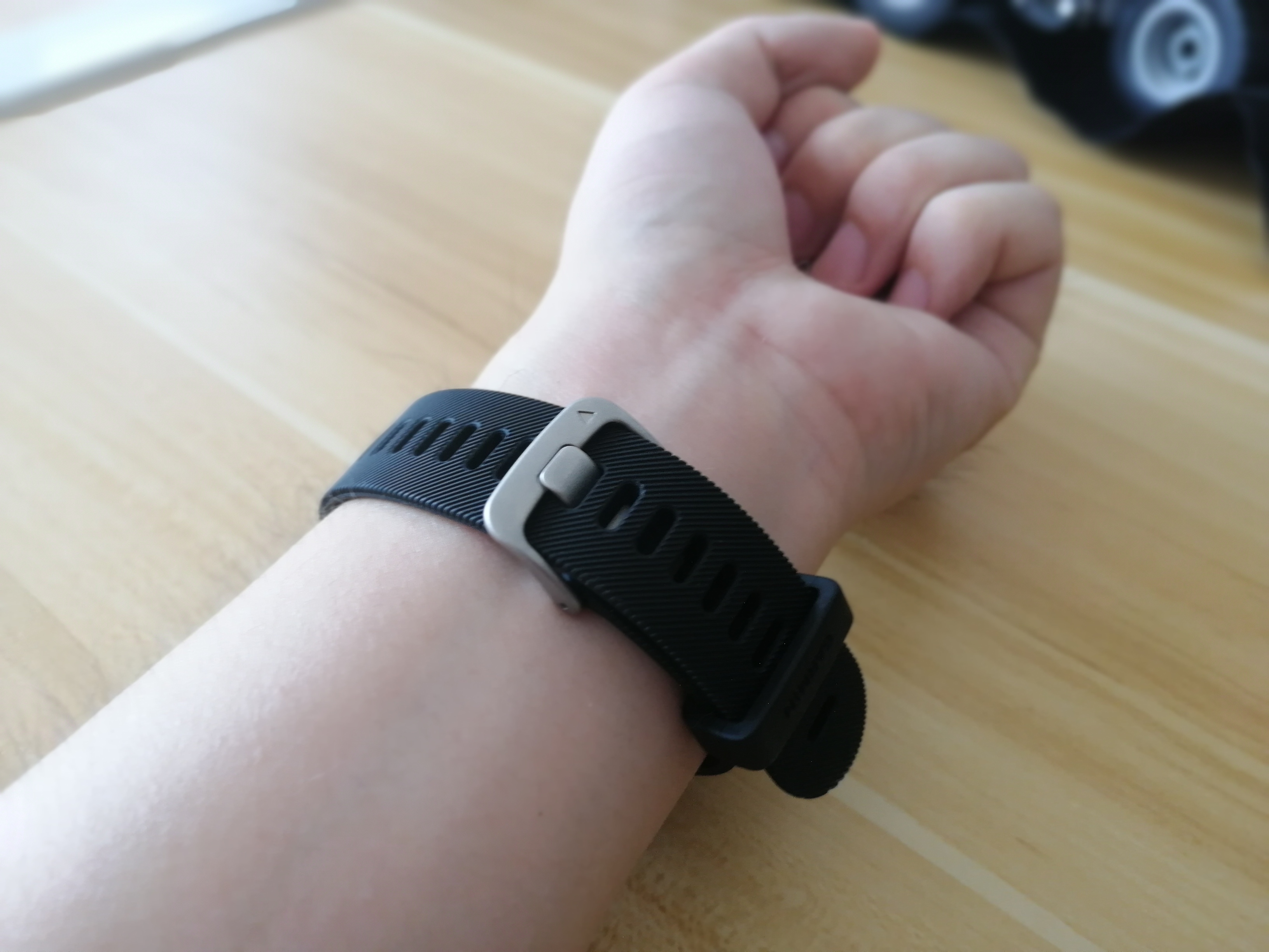 garmin佳明enduro户外运动手表 (不爱运动可以戴佳明手表吗)