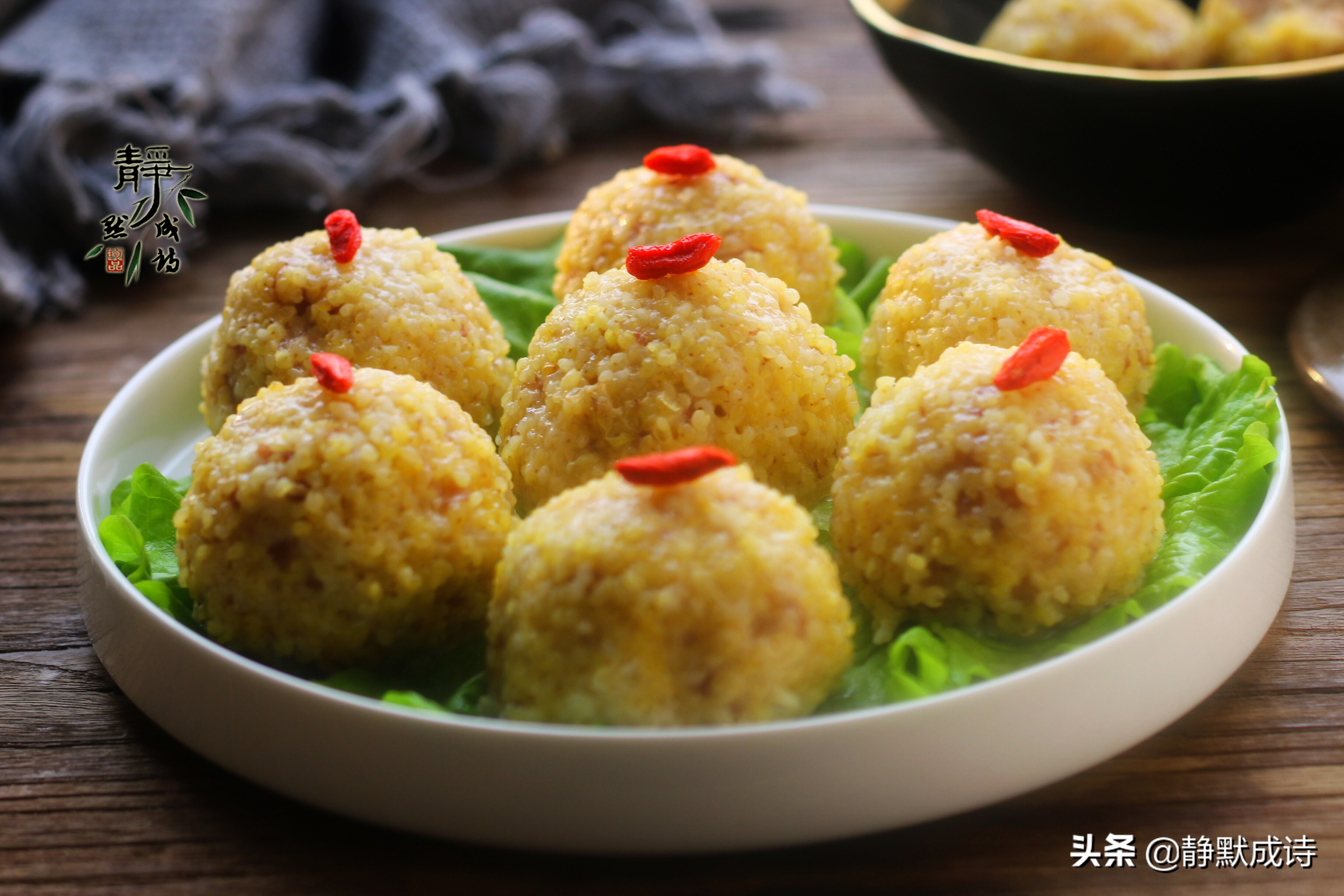 年夜饭必备的家常菜丸子,珍珠丸子的家常做法年夜饭