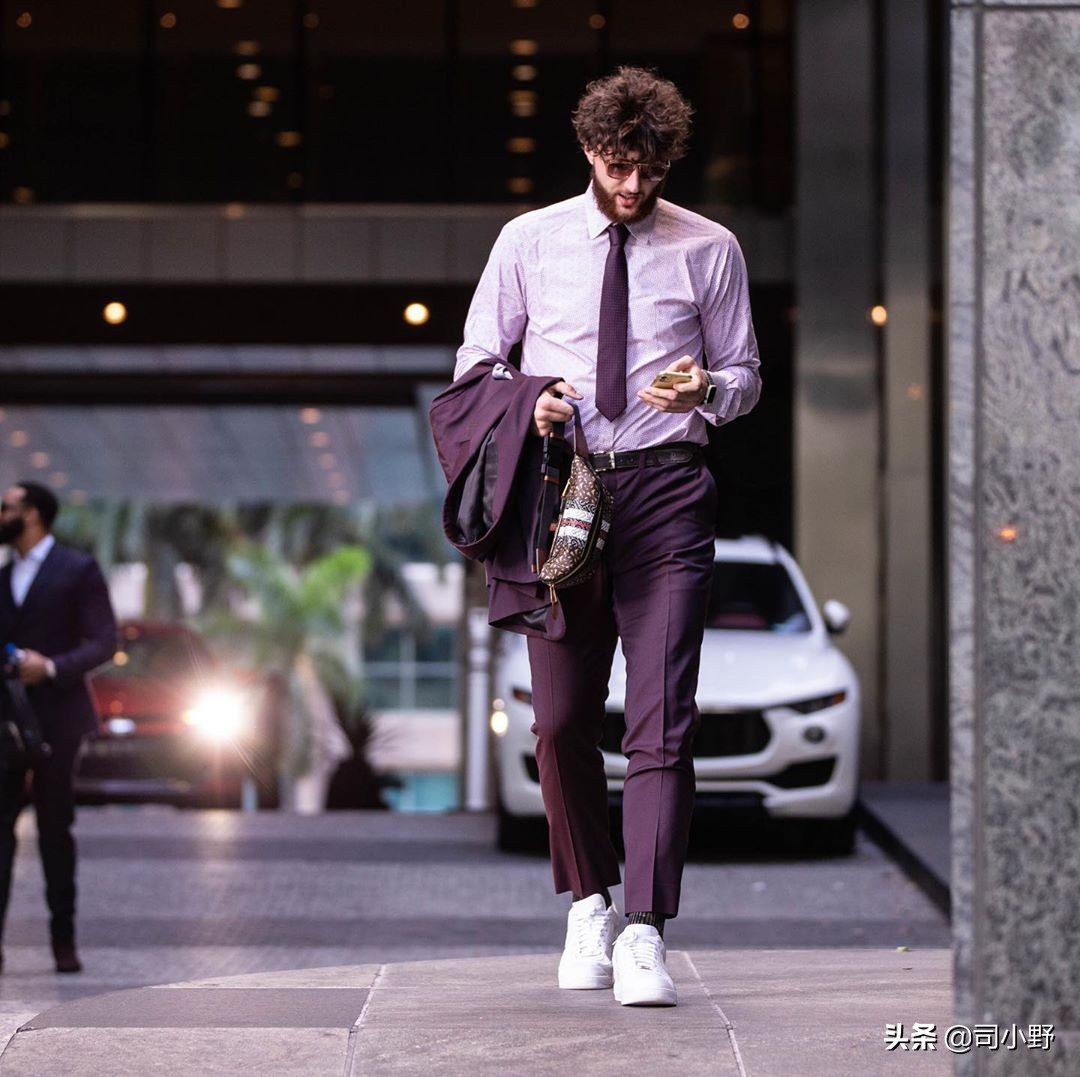 nba球星用的鞋包,nba球星同款邮差包