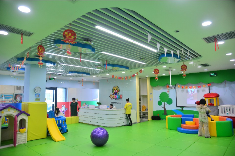 宸ц檸kids鏃╂暀涓績鏈烘瀯,宸ц檸kids鏃╂暀涓績鎵嬪伐