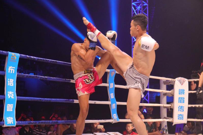 中国泰拳第一人韩飞龙,蒲东东vs韩飞龙